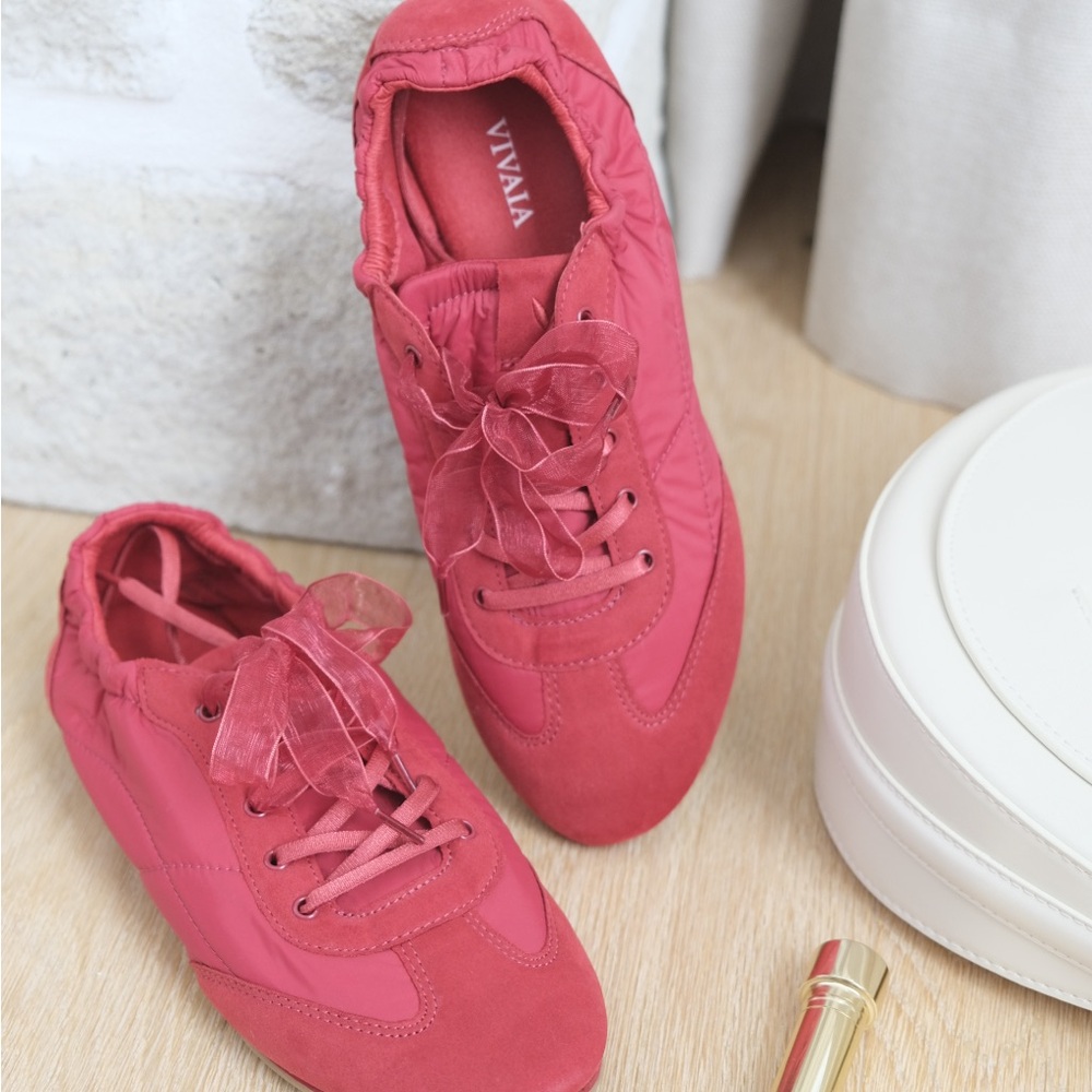 Vivala sneakerina